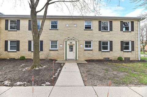 Photo of 3456 N Dousman St, Milwaukee, WI 53212 (MLS # 1957770)