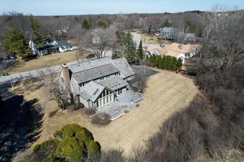 Photo of 9636 N Lamplighter Ln, Mequon, WI 53092 (MLS # 1909407)