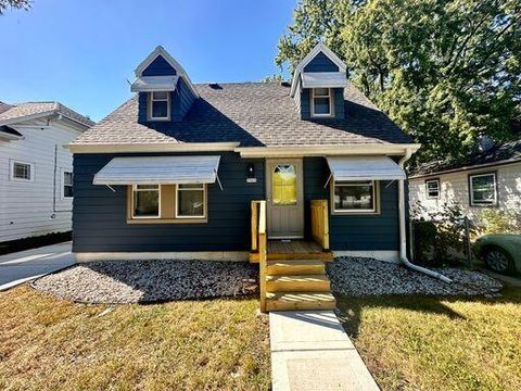 Photo of 5363 N 66th St, Milwaukee, WI 53218 (MLS # 1959582)