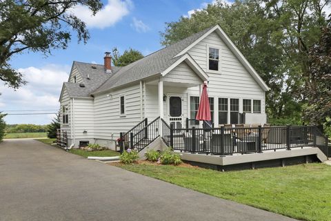 Photo of 9105 Gittings Rd, Mount Pleasant, WI 53406 (MLS # 1952710)