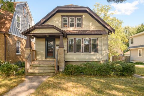 Photo of 2262 N 71st St, Wauwatosa, WI 53213 (MLS # 1934097)