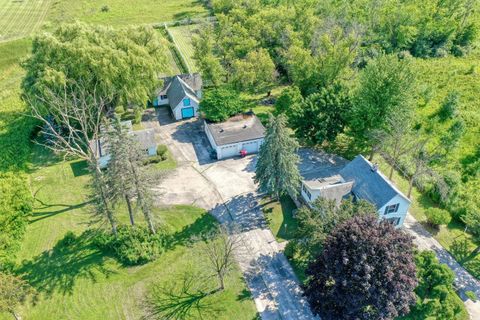 Photo of N72W18397 Good Hope Rd, Menomonee Falls, WI 53051 (MLS # 1927666)