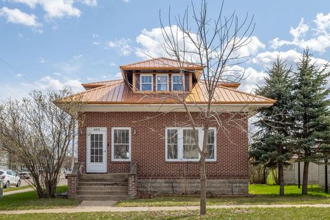 MLS: 1914809