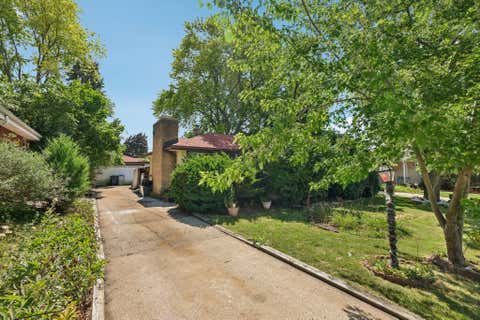 Photo of 10611 W Silver Spring Dr, Milwaukee, WI 53225 (MLS # 1976903)