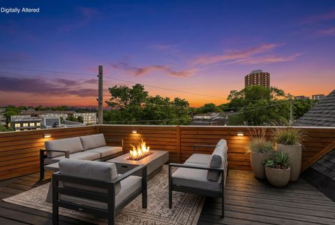 Photo of 1888 N Humboldt Ave, Milwaukee, WI 53202 (MLS # 1965940)