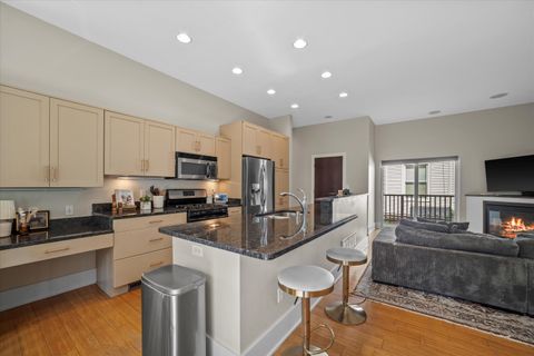 Photo of 1828 E Greenwich Ave, Milwaukee, WI 53211 (MLS # 1935808)