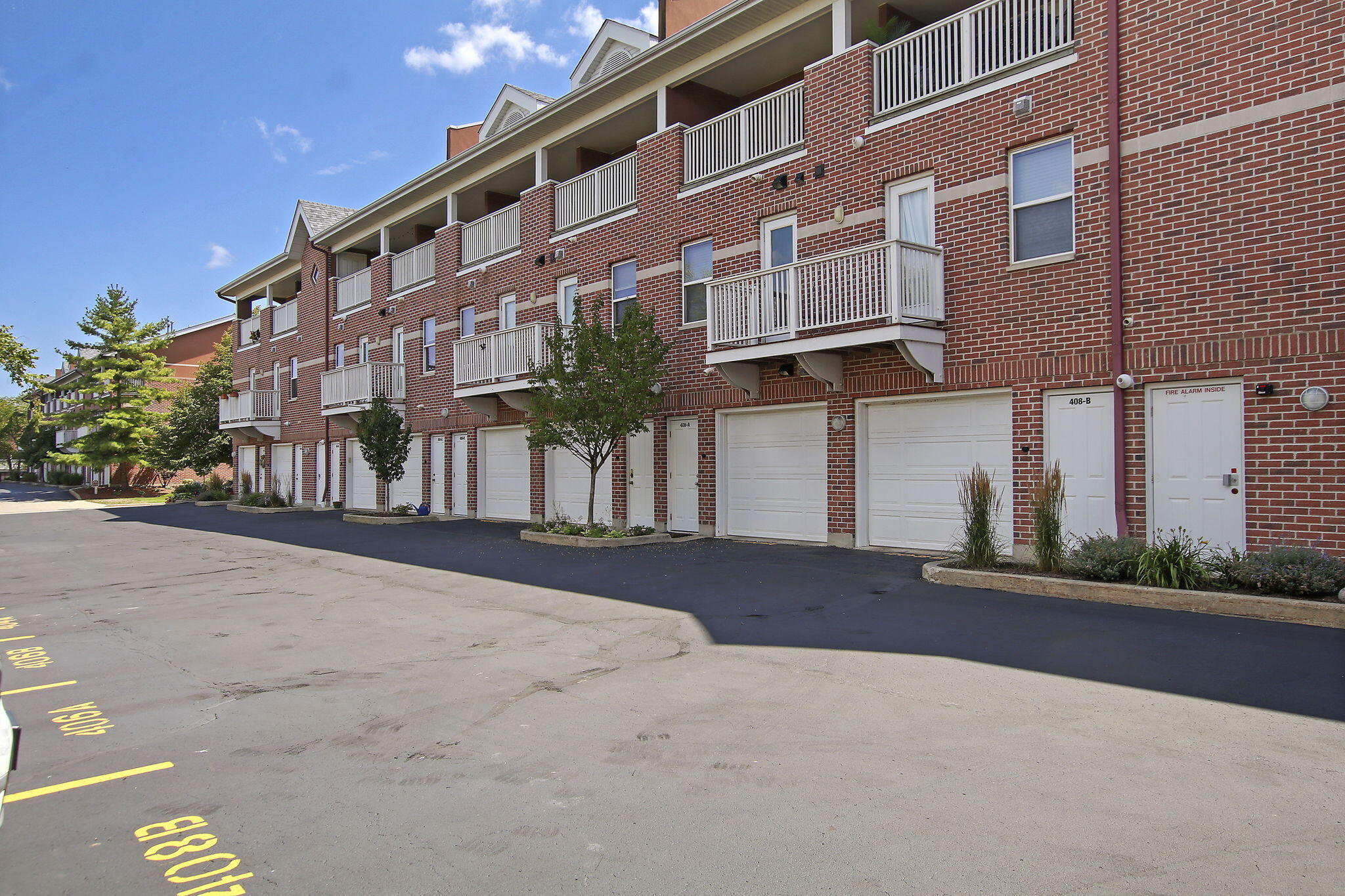 Kenosha, Wisconsin 53140, United States, 2 Bedrooms Bedrooms, ,3 BathroomsBathrooms,Residential,Pending,116145