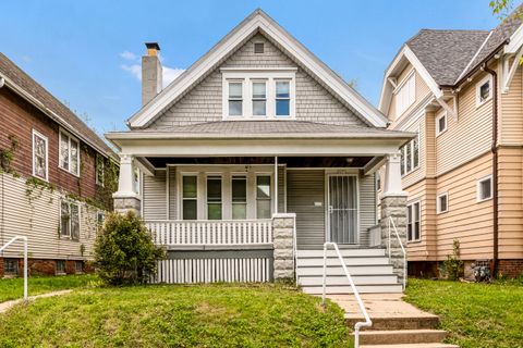 Photo of 2631 N 40th St, Milwaukee, WI 53210 (MLS # 1962694)
