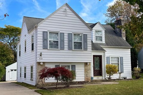 Photo of 8028 N Regent Rd, Fox Point, WI 53217 (MLS # 1945444)