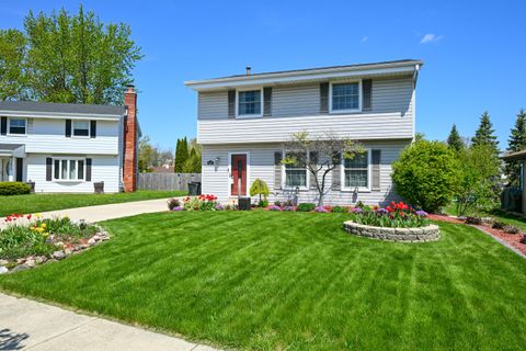 Photo of 1616 Clark Ct, South Milwaukee, WI 53172 (MLS # 1962792)