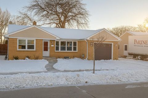 Photo of 1621 Mead Ave, Sheboygan, WI 53081 (MLS # 1944855)