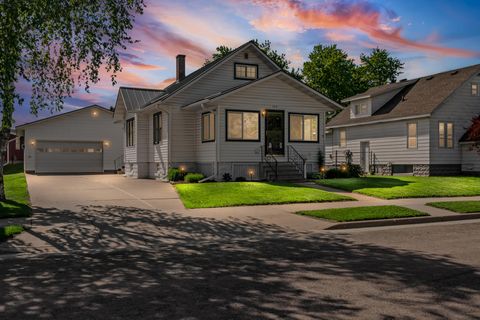 Photo of 109 N Madison St, Arcadia, WI 54612 (MLS # 1964925)