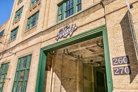 Photo of 270 E Highland Ave, Milwaukee, WI 53202 (MLS # 1925702) Photo of 270 E Highland Ave, Milwaukee, WI 53202 (MLS # 1925702)