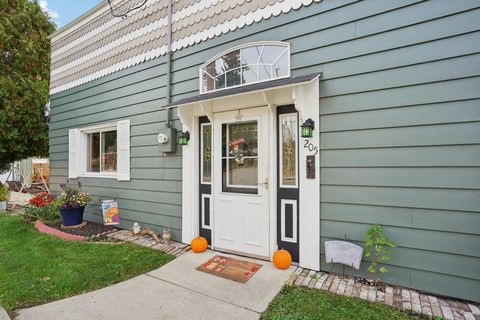 Photo of 205 S River St, Lowell, WI 53557 (MLS # 1940558)