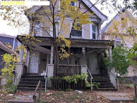 Photo of 3042 N 2nd St, Milwaukee, WI 53212 (MLS # 1937587)