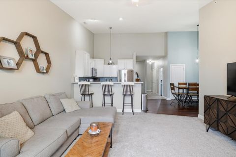 Photo of 1544 Roxbury Way, Waukesha, WI 53186 (MLS # 1945146)