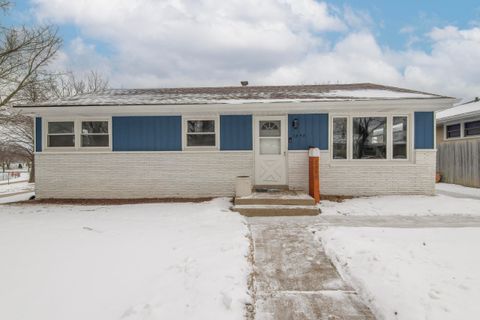 2858 S 93rd St, West Allis, WI 53227 - #: 1949324