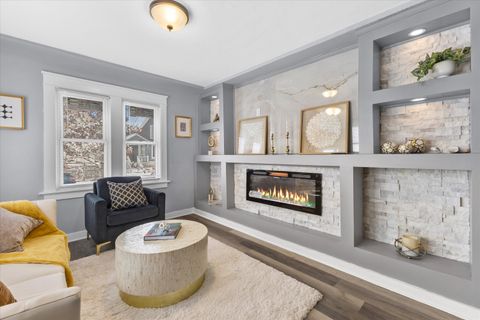 Photo of 3530 W Park Hill Ave, Milwaukee, WI 53208 (MLS # 1944194)