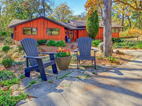 Photo of 419 S Taliesin Rd, Wales, WI 53183 (MLS # 1985619)