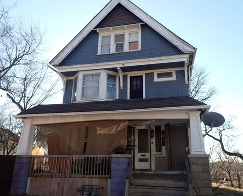 Photo of 1105 W Keefe Ave, Milwaukee, WI 53206 (MLS # 1947289)