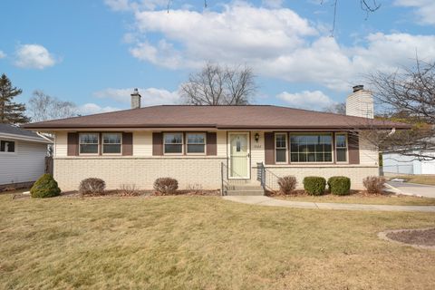 Photo of 1562 Scott Rd, Port Washington, WI 53074 (MLS # 1905137)
