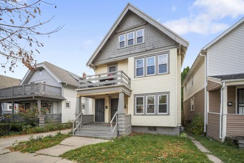 Photo of 3730 N 11th St, Milwaukee, WI 53206 (MLS # 1944535)