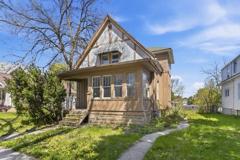 Photo of 5550 N 39th St, Milwaukee, WI 53209 (MLS # 1964844)