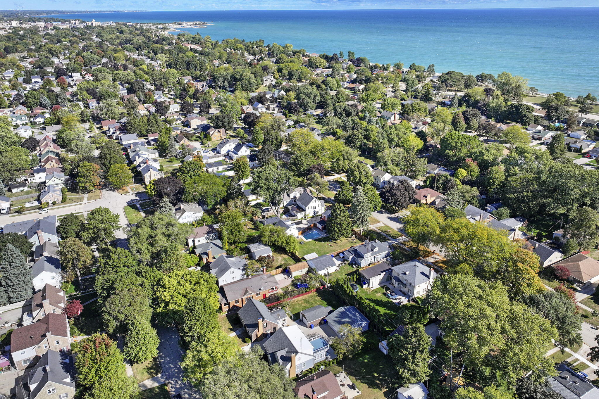 Kenosha, Wisconsin 53143, United States, 3 Bedrooms Bedrooms, ,2 BathroomsBathrooms,Residential,Active,227149