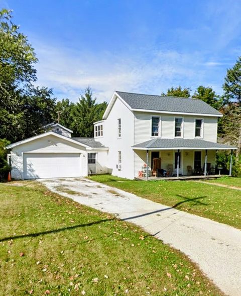 Photo of 1971 Church St, East Troy, WI 53120 (MLS # 1960308)
