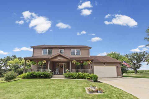 Photo of N1510 Geneva Ave, Linn, WI 53147 (MLS # 1974009)