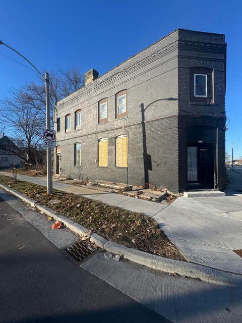 Photo of 2501 N 35th St, Milwaukee, WI 53210 (MLS # 1976050)