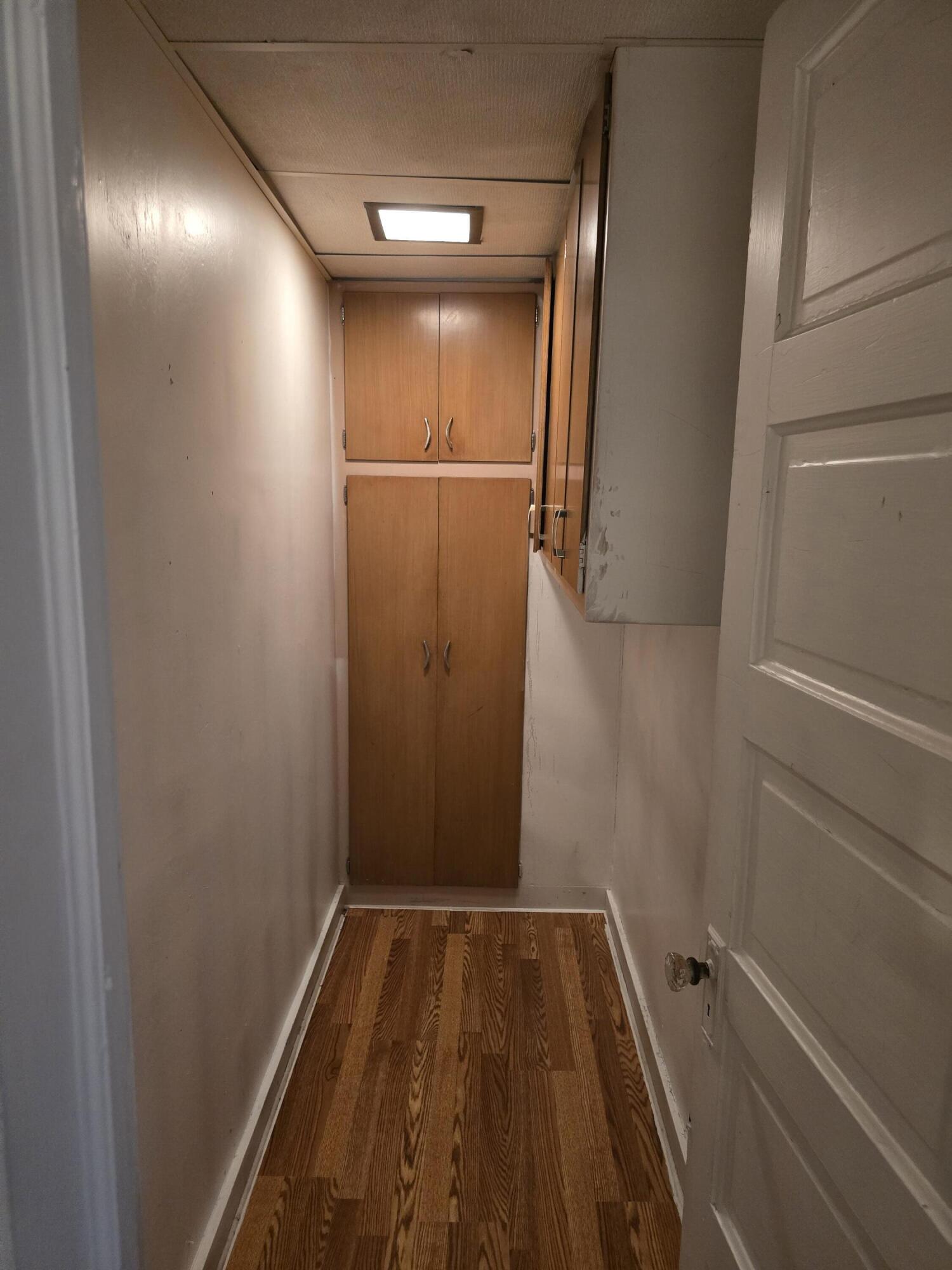 Racine, Wisconsin 53404, United States, 2 Bedrooms Bedrooms, ,2 BathroomsBathrooms,Residential,Active,183271