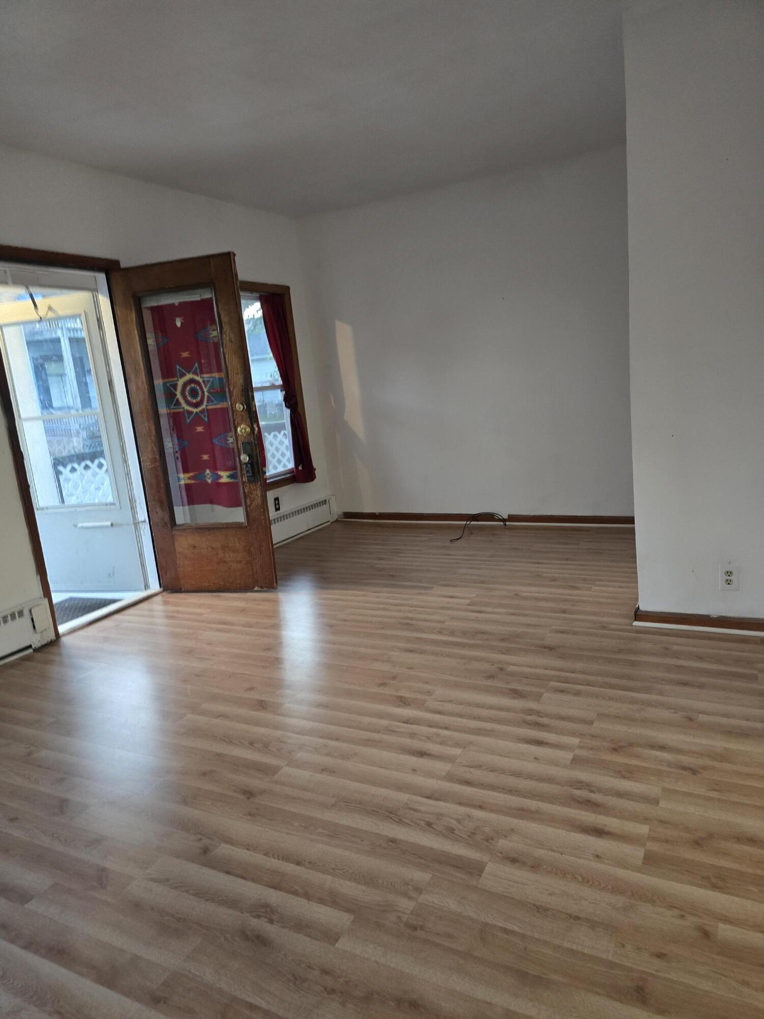 Racine, Wisconsin 53404, United States, 2 Bedrooms Bedrooms, ,2 BathroomsBathrooms,Residential,Active,183271