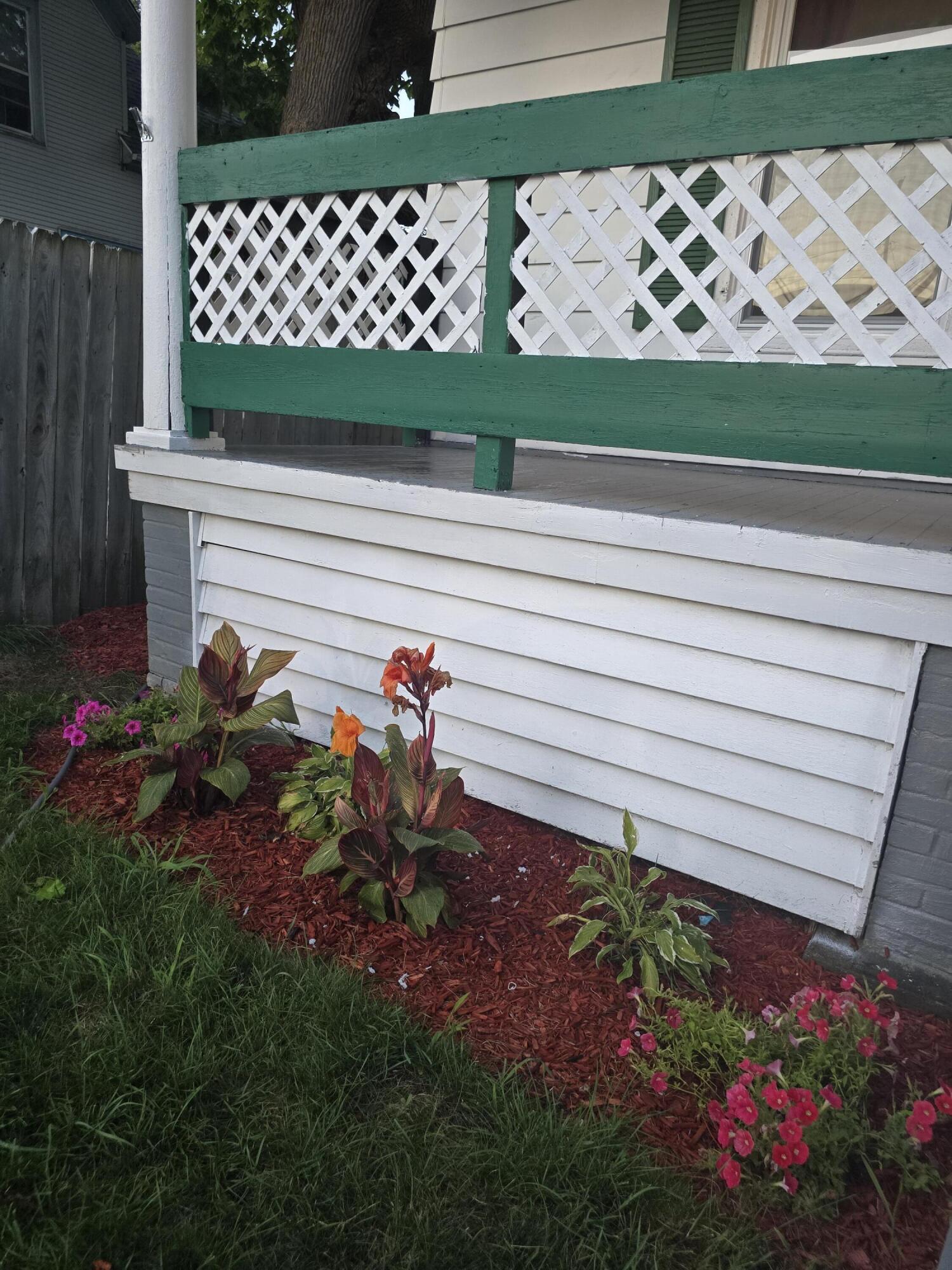 Racine, Wisconsin 53404, United States, 2 Bedrooms Bedrooms, ,2 BathroomsBathrooms,Residential,Active,183271