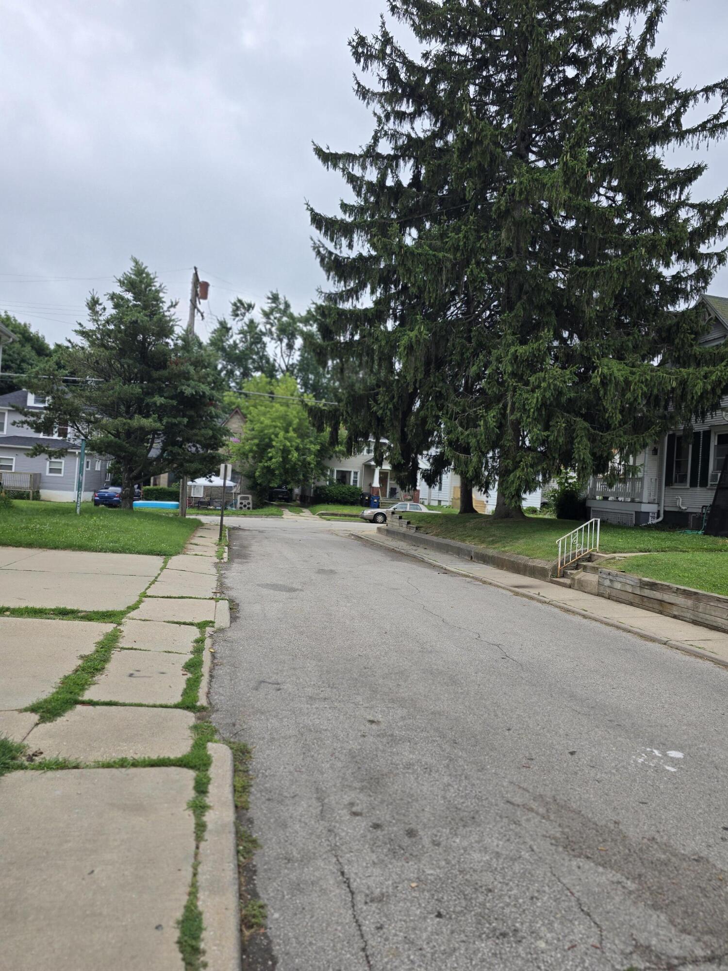 Racine, Wisconsin 53404, United States, 2 Bedrooms Bedrooms, ,2 BathroomsBathrooms,Residential,Active,183271