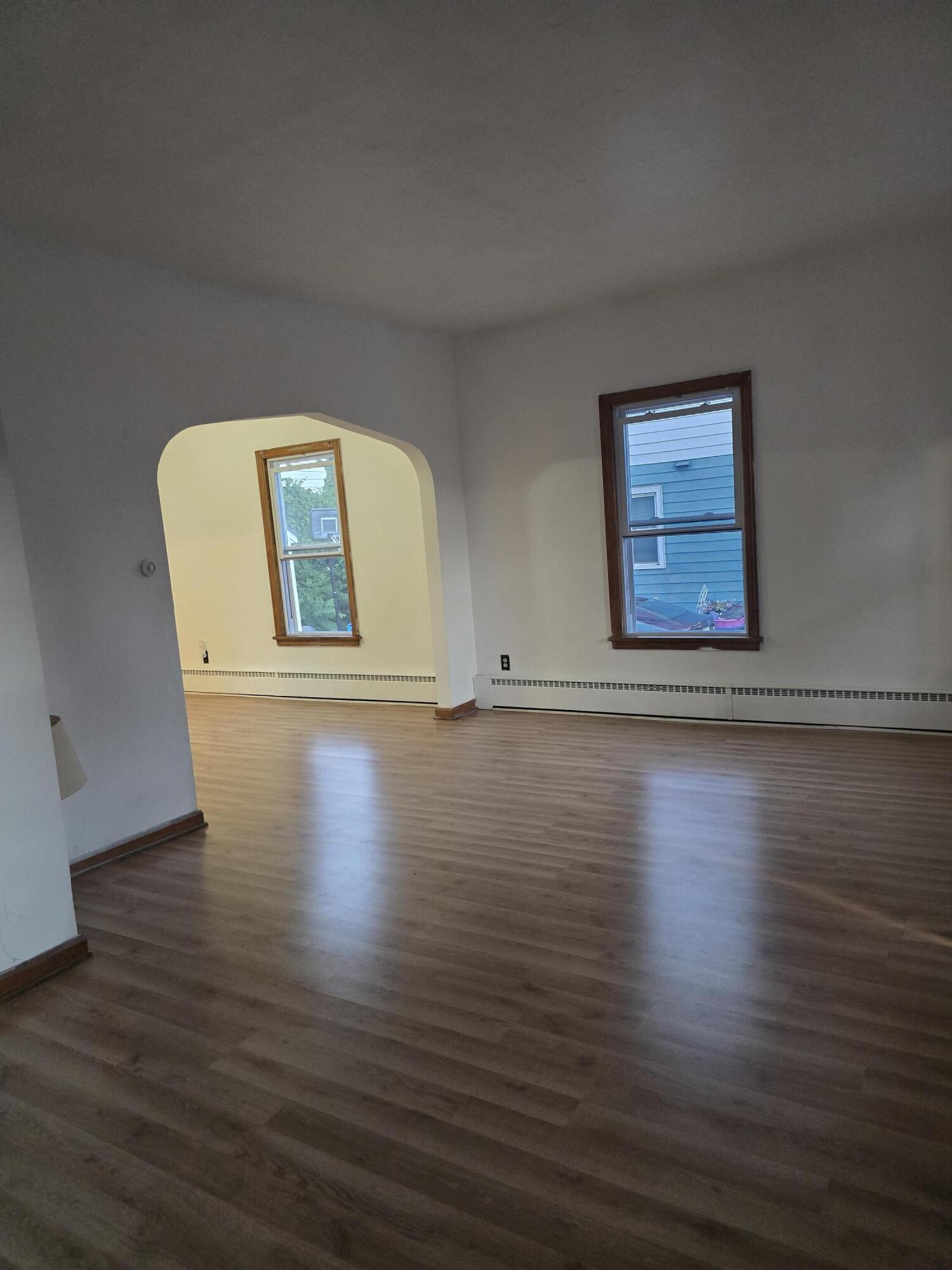 Racine, Wisconsin 53404, United States, 2 Bedrooms Bedrooms, ,2 BathroomsBathrooms,Residential,Active,183271