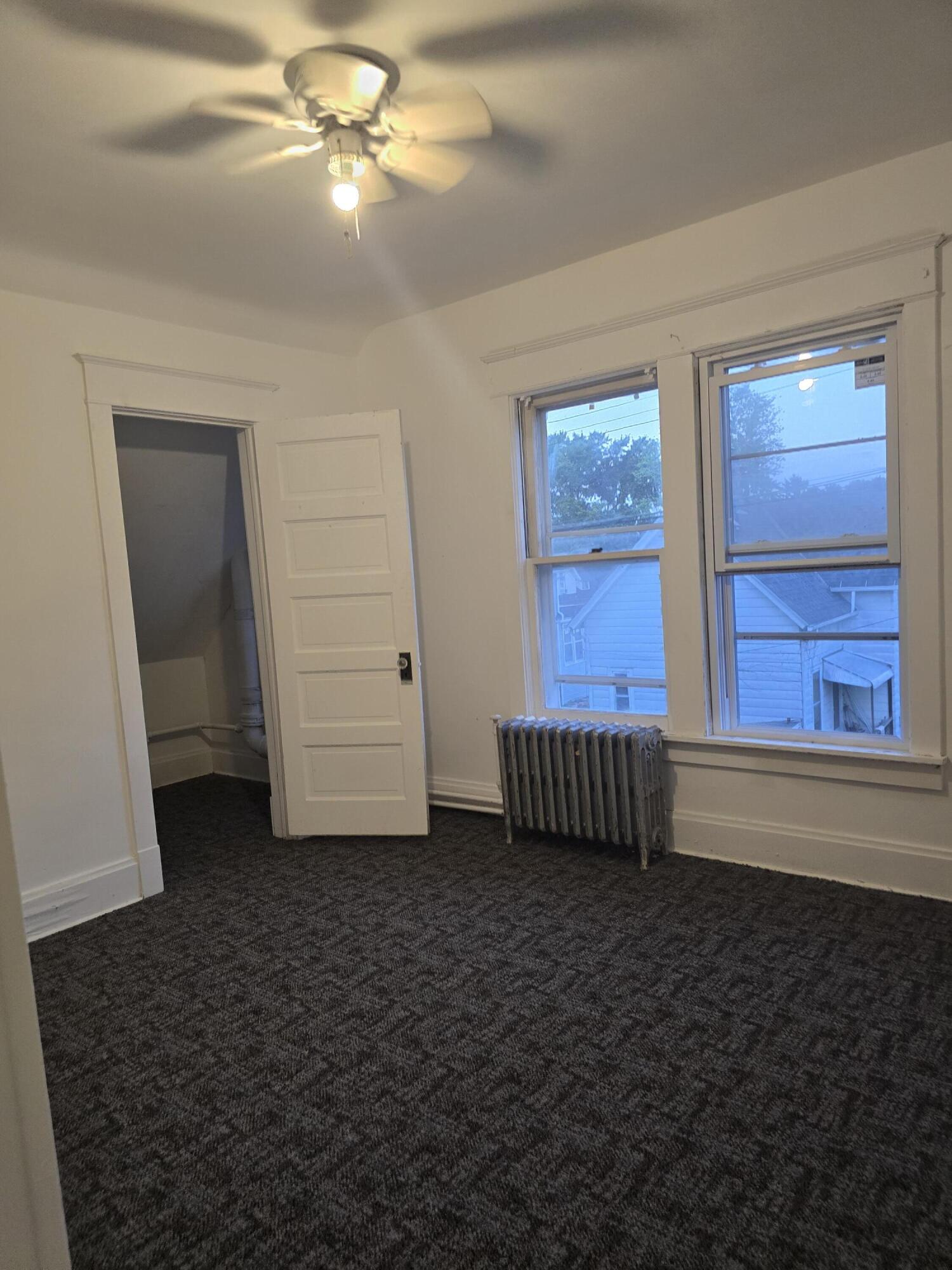 Racine, Wisconsin 53404, United States, 2 Bedrooms Bedrooms, ,2 BathroomsBathrooms,Residential,Active,183271