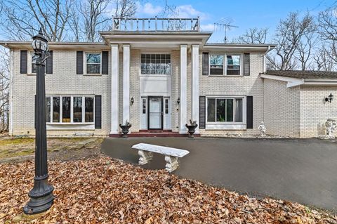 Photo of W267S7535 Olympia Ct N, Vernon, WI 53189 (MLS # 1956070)