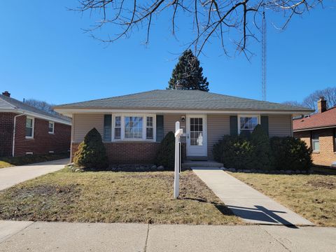 Photo of 3657 S Taylor Ct, Milwaukee, WI 53207 (MLS # 1952654)