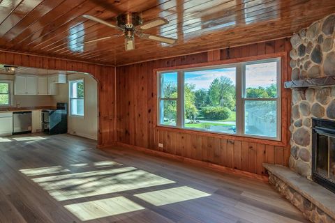 Photo of 1515 Hillside Ln, Richfield, WI 53033 (MLS # 1945572)