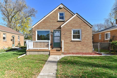 Photo of 3270 S 51st St, Milwaukee, WI 53219 (MLS # 1985762)
