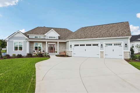 Photo of W358N6309 Ennis Rd, Oconomowoc, WI 53066 (MLS # 1976653)