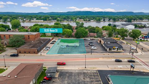 Photo of 1539 Rose St, La Crosse, WI 54603 (MLS # 1948913)