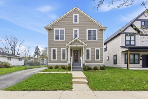 Photo of 2367 N Dr William Finlayson St, Milwaukee, WI 53212 (MLS # 1960666)