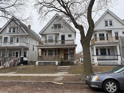 Photo of 3153 N Buffum St, Milwaukee, WI 53212 (MLS # 1952953)