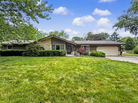 Photo of 4500 W Abbott Ave, Greenfield, WI 53220 (MLS # 1966884)