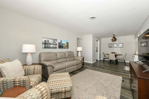 Photo of 6464 S Whitnall Edge Rd, Franklin, WI 53132 (MLS # 1928072)