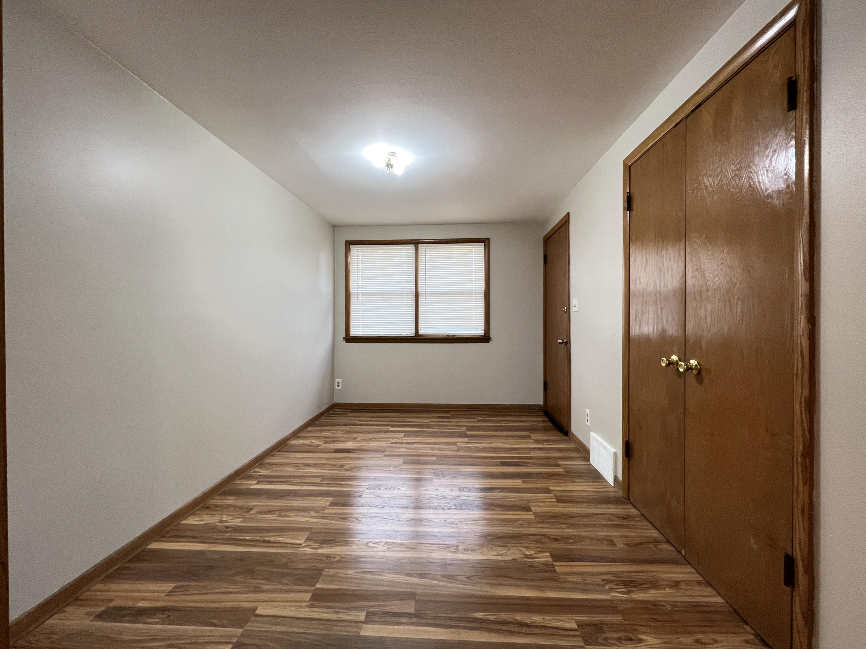 Milwaukee, Wisconsin 53222, United States, 4 Bedrooms Bedrooms, ,3 BathroomsBathrooms,Residential,Active,221770