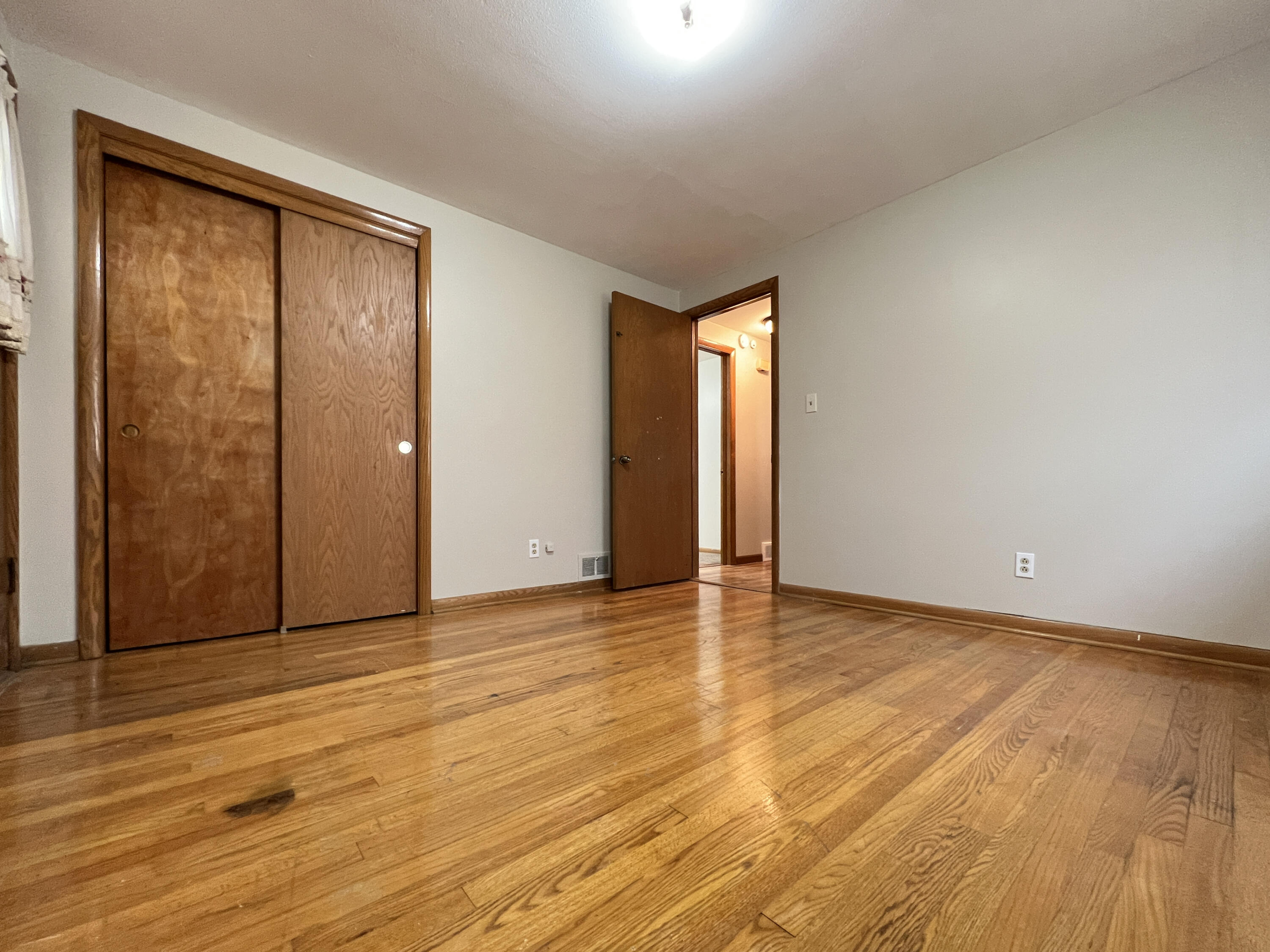 Milwaukee, Wisconsin 53222, United States, 4 Bedrooms Bedrooms, ,3 BathroomsBathrooms,Residential,Active,221770