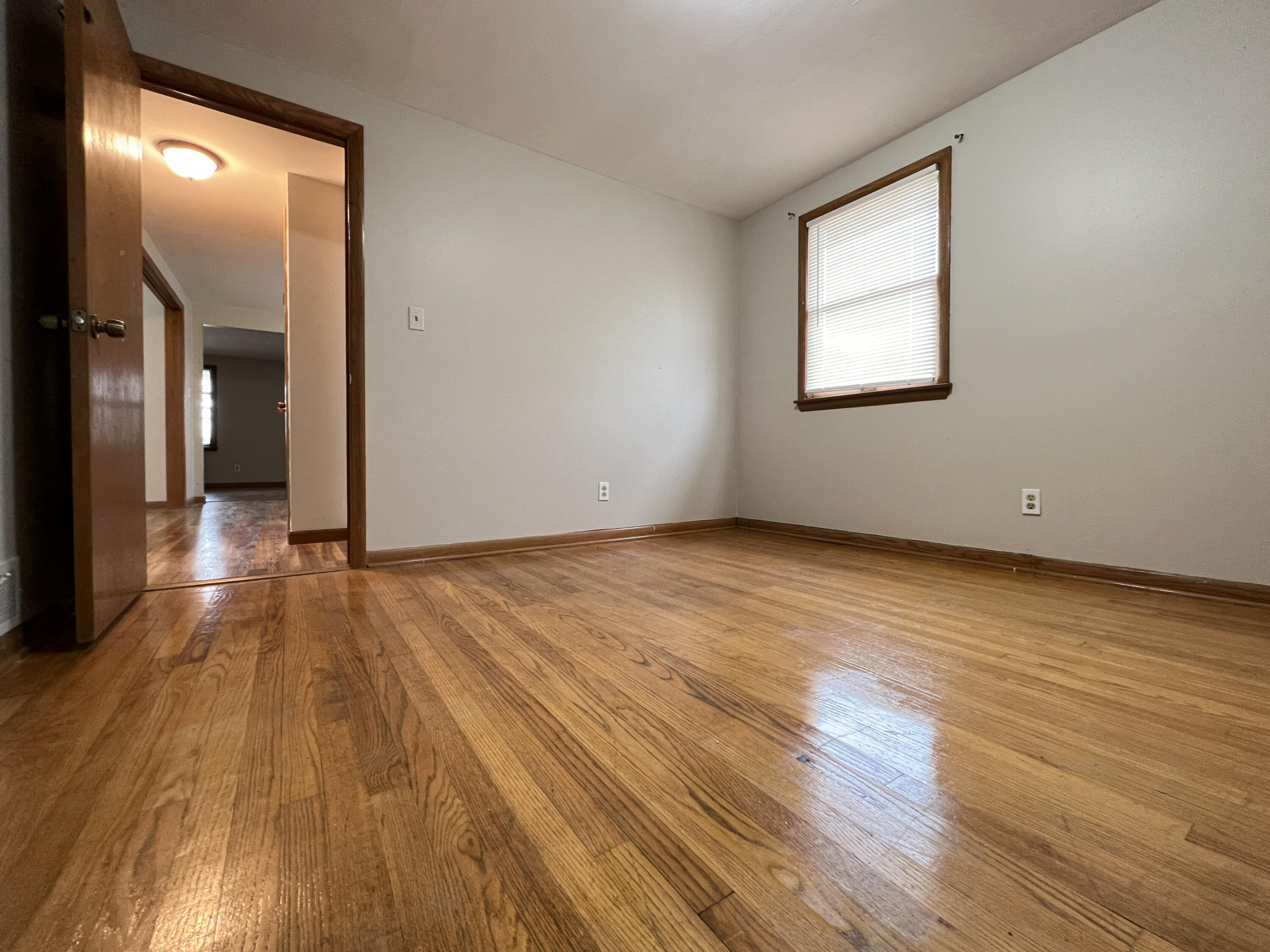 Milwaukee, Wisconsin 53222, United States, 4 Bedrooms Bedrooms, ,3 BathroomsBathrooms,Residential,Active,221770